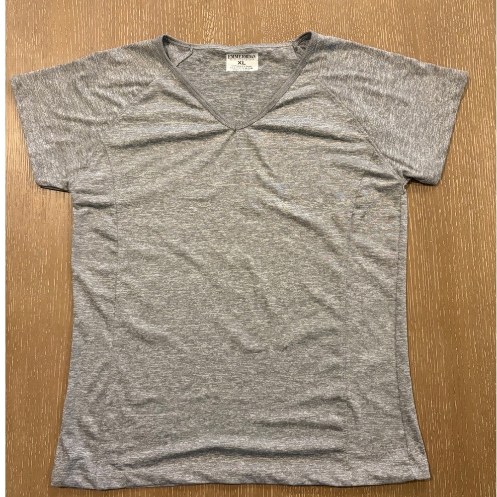 Emme Jordan Womens XL Grey V-Neck Activewear Performance Short Sleeve T-Shirt